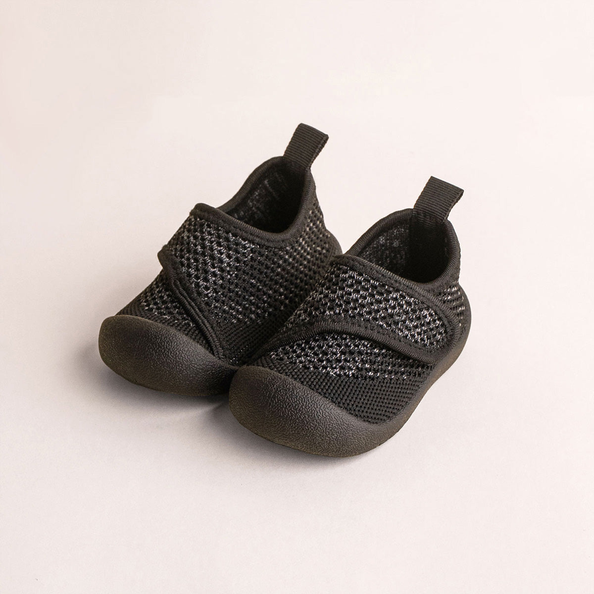 Duckies Velcro Black
