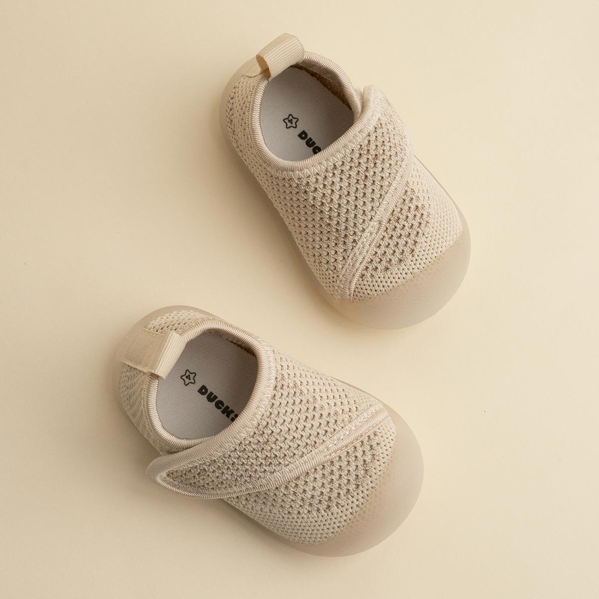 Duckies Velcro Oat