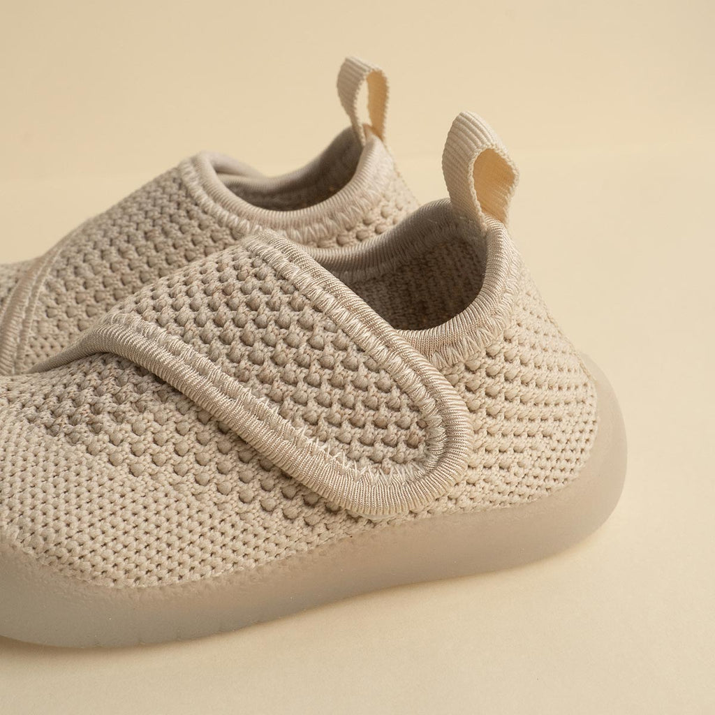 Duckies Velcro Oat