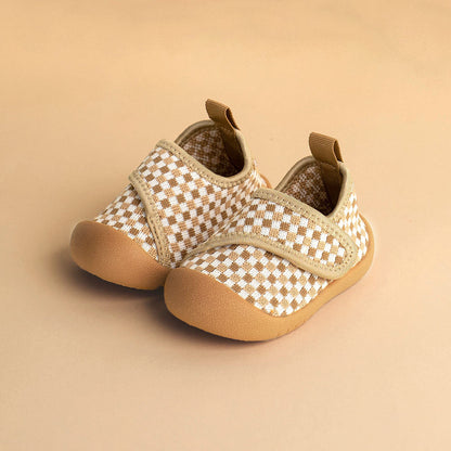 Duckies Velcro Peanut Checker