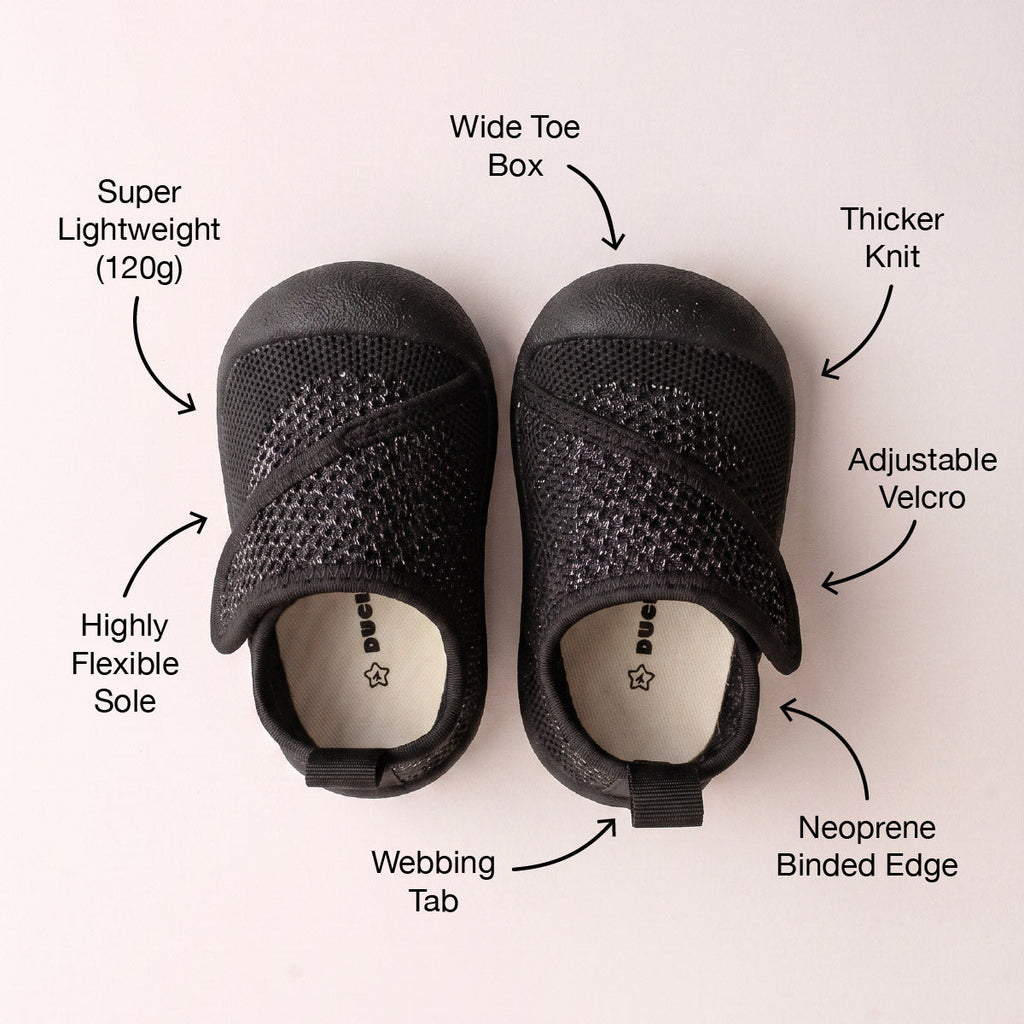 Duckies Velcro Black